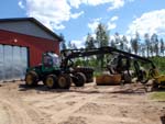skogsmaskin demonterad